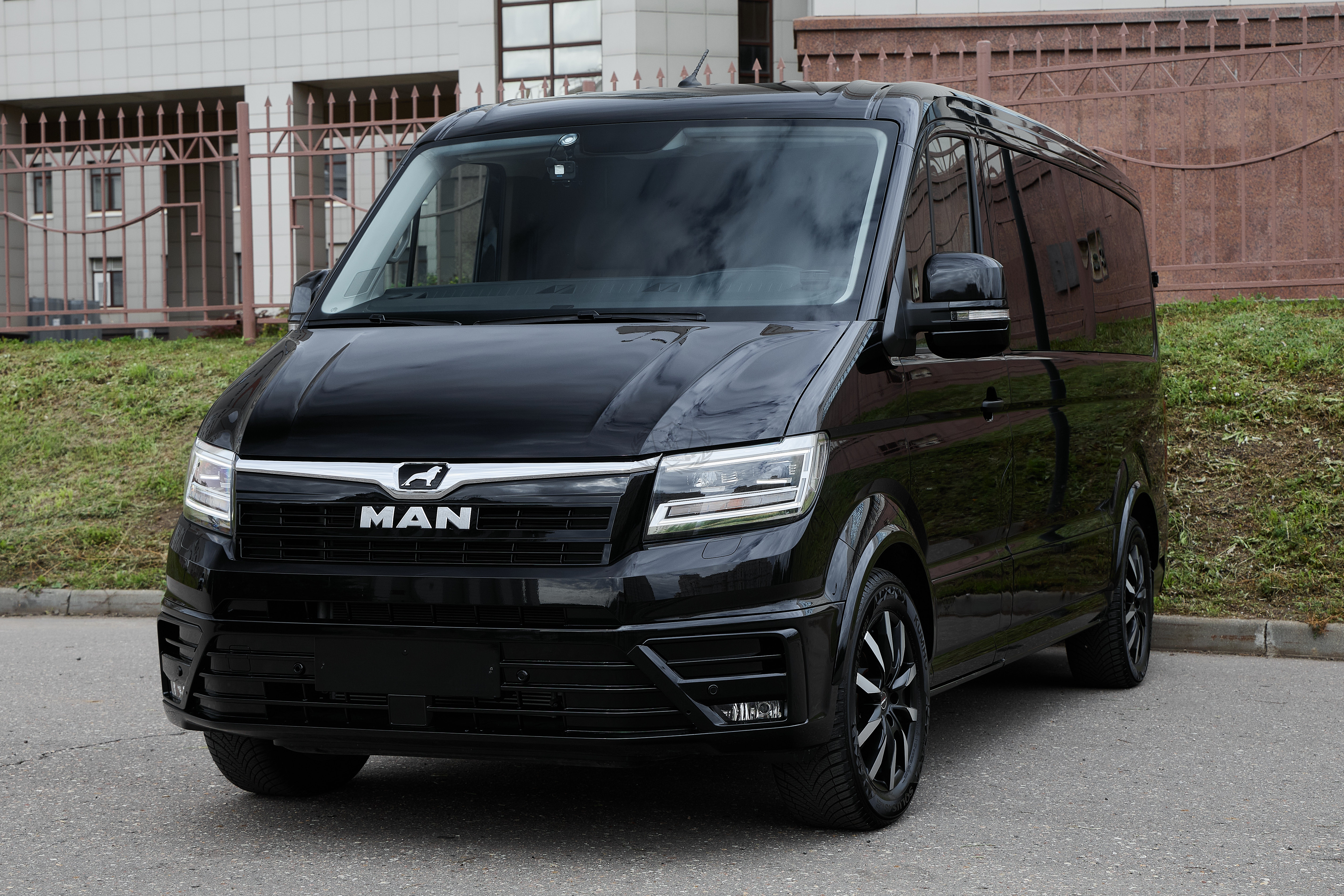 MAN AWD First Class 