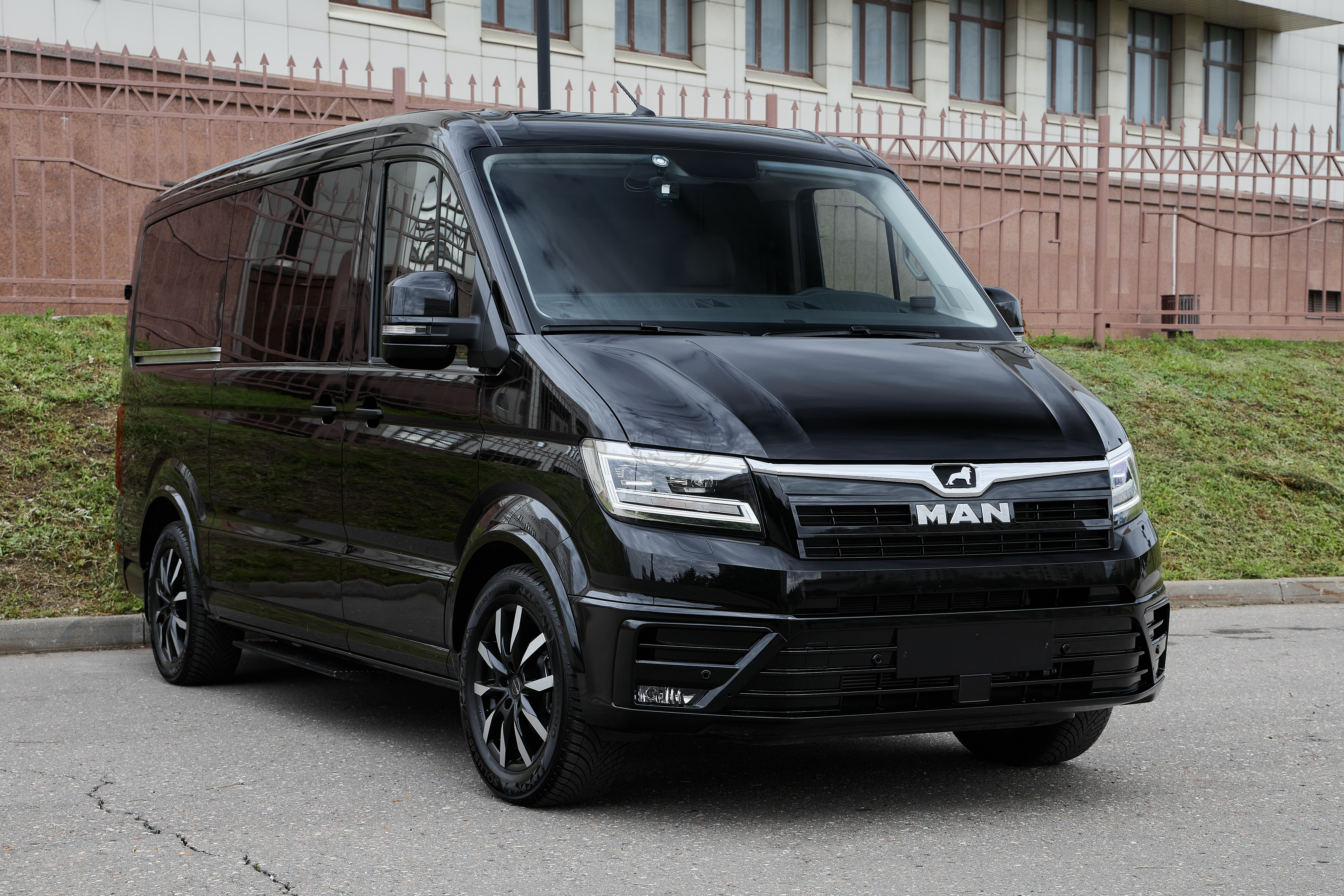 MAN AWD First Class 